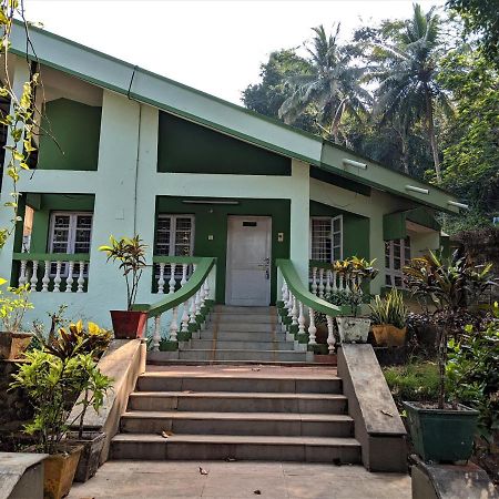 Farmagudi Residency Hotel Donshiwado ภายนอก รูปภาพ